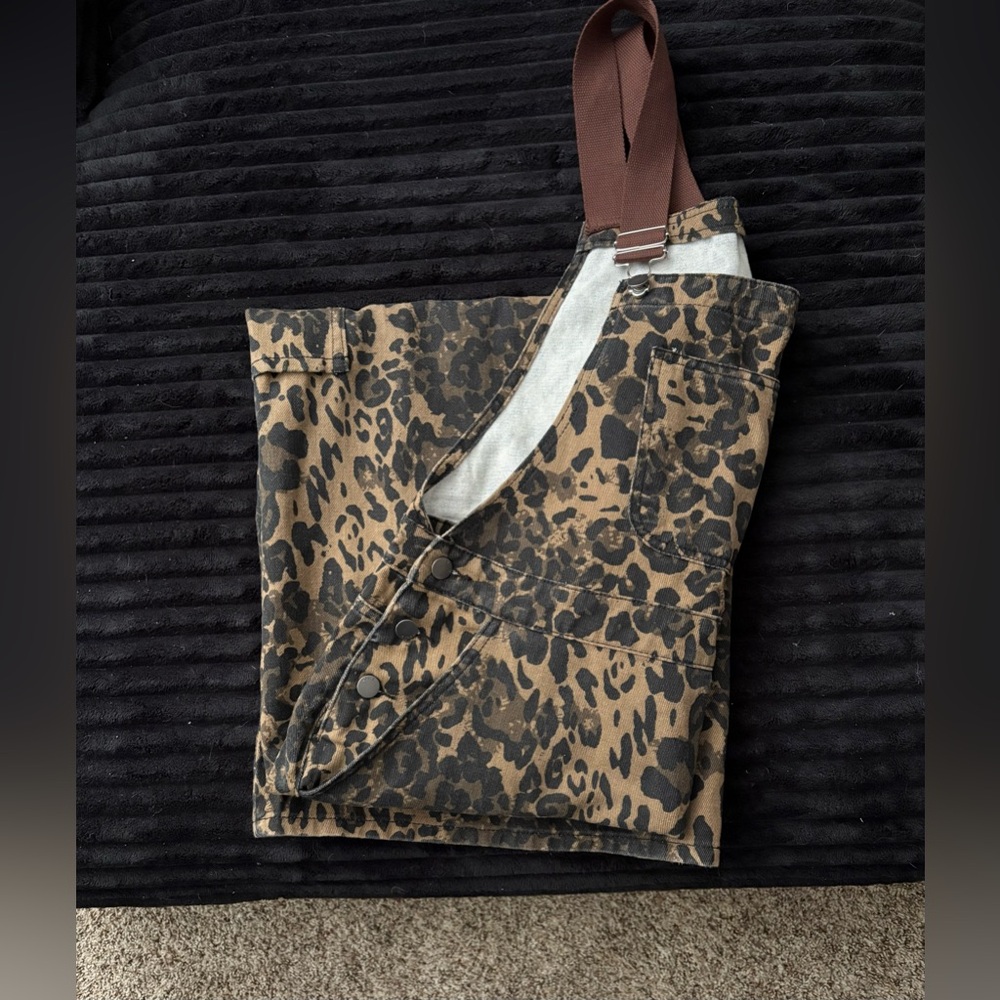 CIDER leopard print denim overalls - Picture 6 of 9
